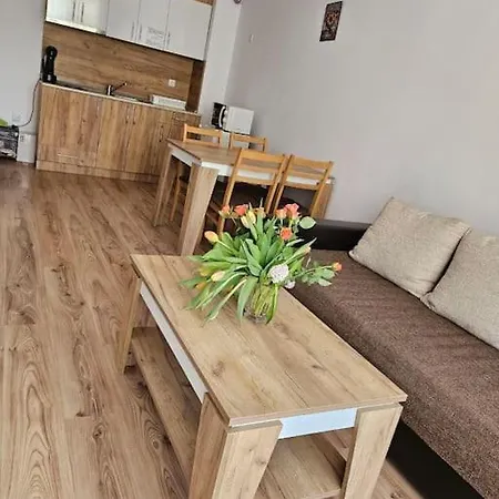 Apartcomplex Chateau Апартамент Ахелой